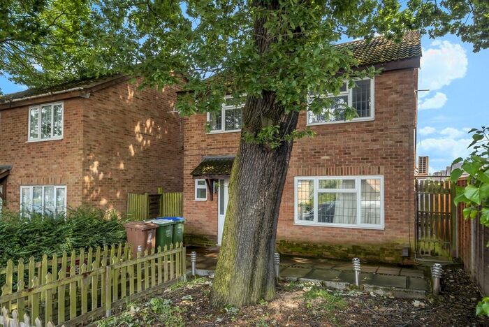 4 Bedroom Detached House To Rent In Bexley Road, Erith DA8