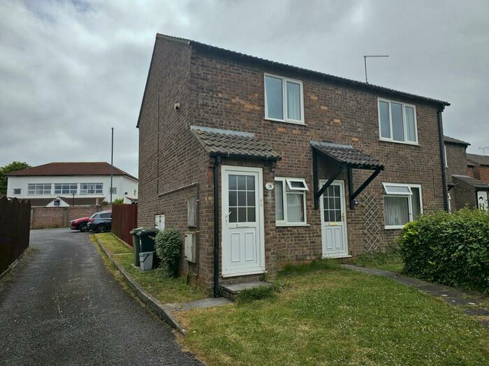 2 Bedroom Flat To Rent In Gatcombe Drive, Stoke Gifford, Bristol, BS34