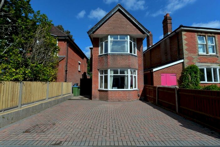 5 Bedroom Detached House To Rent In Westridge Road, Southampton, SO17