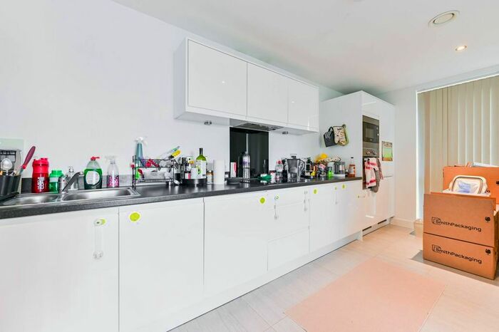 3 Bedroom Flat To Rent In Gayton Road, Harrow, HA1