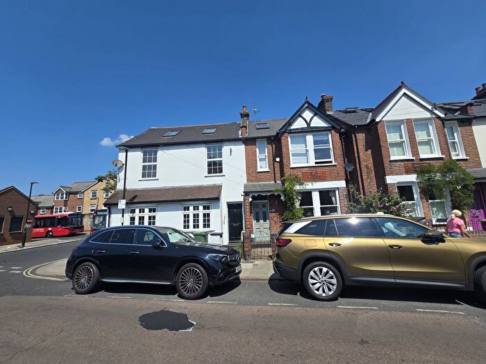 3 Bedroom Terraced House To Rent In North Worple Way, London, Greater London, SW14