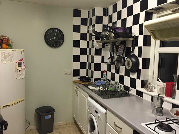 1 Bedroom Flat To Rent In Aspen Green, Erith, Kent, DA18