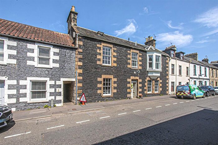 3 Bedroom Property To Rent In Main Street, Colinsburgh, Leven, KY9