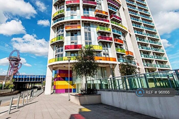 2 Bedroom Flat To Rent In Icona Point, London, E15