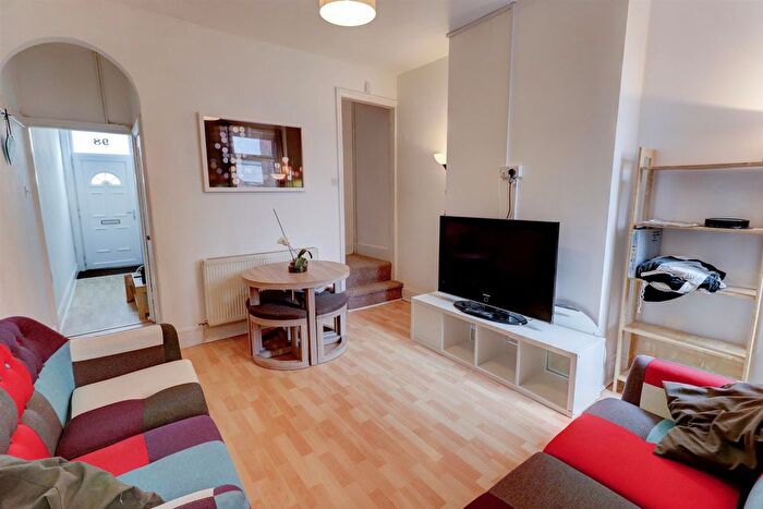 4 Bedroom Terraced House To Rent In Kensington Road, Coventry, CV5