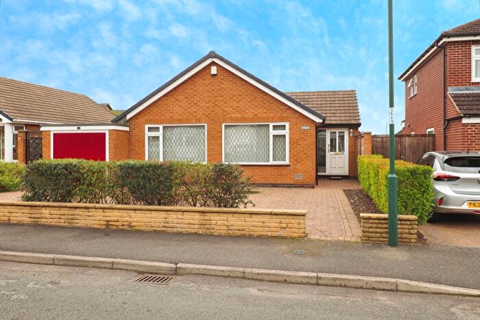 2 Bedroom Detached House For Sale In Normanby Road, Wollaton, Nottingham, NG8