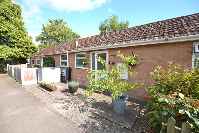 2 Bedroom Terraced Bungalow For Sale In Silurian Close, Leominster, HR6