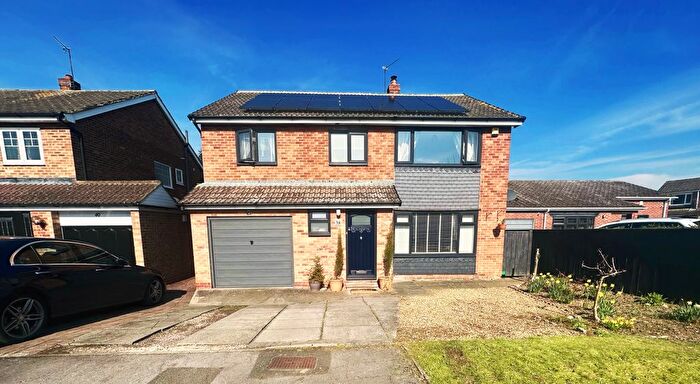 4 Bedroom Detached House For Sale In Meadowfield Drive, Eaglescliffe, Stockton-On-Tees, TS16