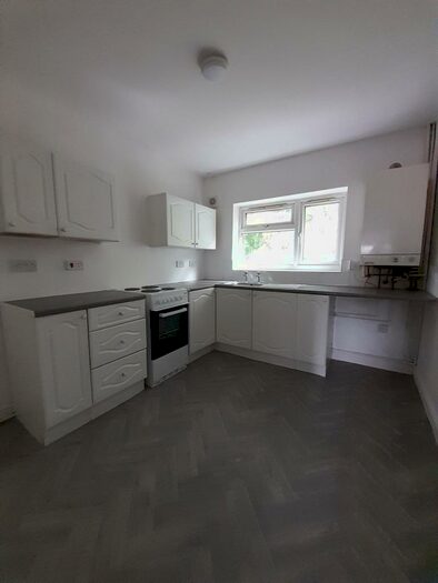2 Bedroom Flat To Rent In Baker Street, Huyton, L36
