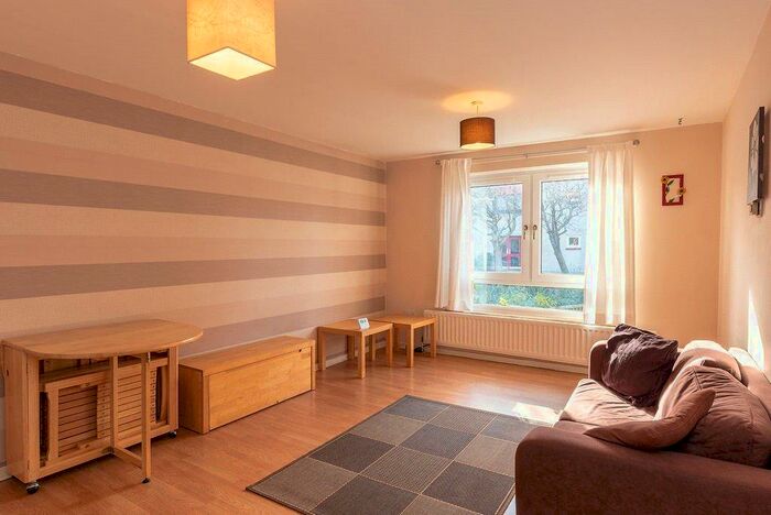 1 Bedroom Property To Rent In Bughtlin Gardens, Edinburgh, EH12