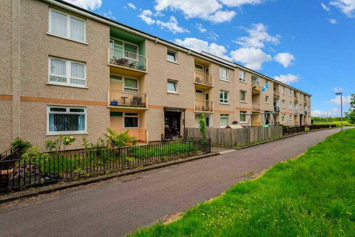 2 Bedroom Apartment To Rent In Mossvale Walk, Glasgow, G33