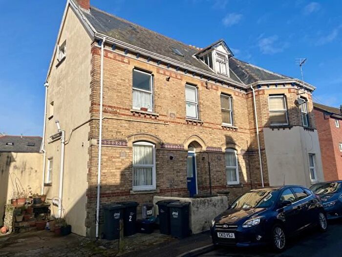 2 Bedroom Maisonette To Rent In Salem Street, Barnstaple, EX32