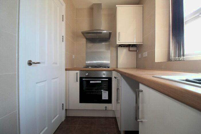 1 Bedroom Flat To Rent In Castleton Road, Preston, Lancashire PR1