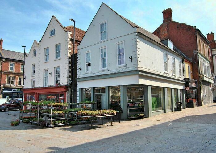 1 Bedroom Apartment To Rent In Market Place, Grantham, NG31
