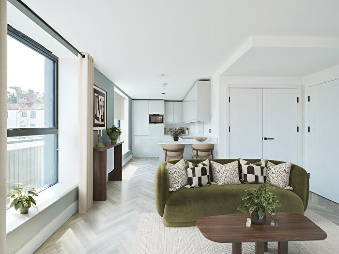 2 Bedroom Flat For Sale In Canynge Place, Clifton Village, BS8