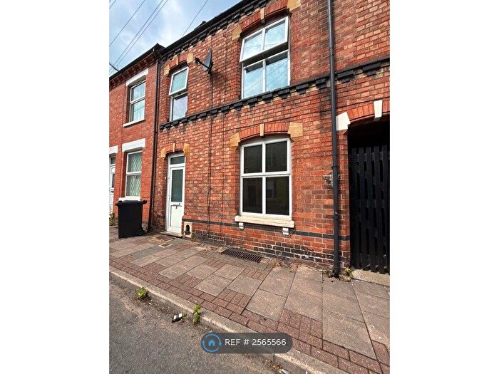 2 Bedroom Terraced House To Rent In Cobden Street, Loughborough, LE11