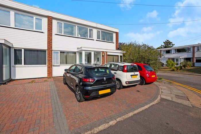 1 Bedroom Terraced House To Rent In Cowdrey Place, Canterbury, CT1