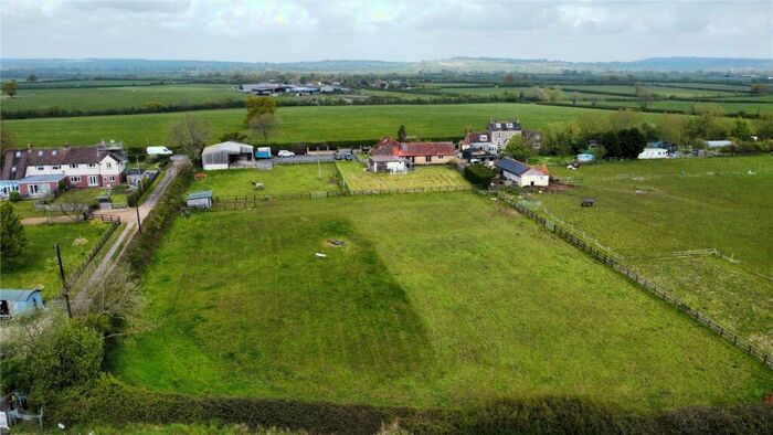 4 Bedroom Barn Conversion For Sale In Buckhorn Weston, Gillingham, Dorset, SP8