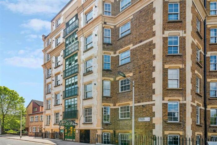 3 Bedroom Flat To Rent In Tooley Street, London, SE1