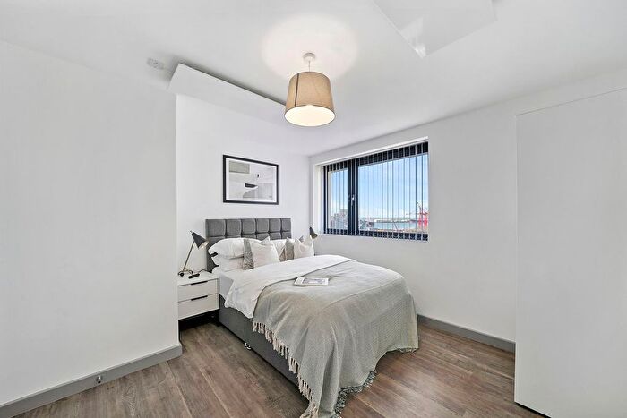 2 Bedroom Flat To Rent In Maple Close, Liverpool, L21