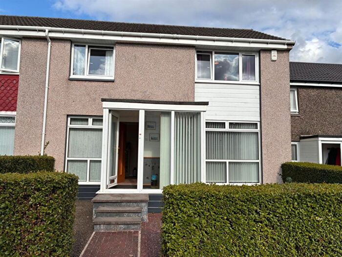 3 Bedroom Terraced House For Sale In Dunvegan Court, Glenrothes, KY6