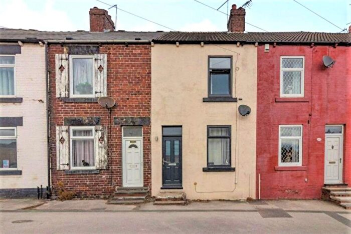 3 Bedroom Terraced House To Rent In Burton Road, Barnsley, S71