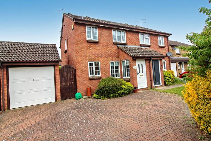 3 Bedroom Semi-Detached House To Rent In Beardsley Drive, Chelmsford, CM1