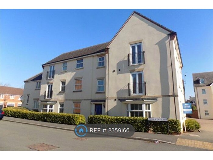 2 Bedroom Flat To Rent In Vistula Crescent, Swindon, SN25