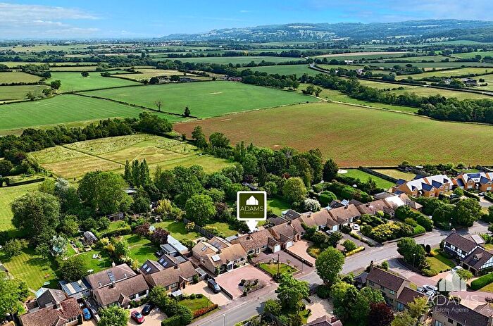 3 Bedroom Detached Bungalow For Sale In Becketts Lane, Greet, Nr Winchcombe, GL54