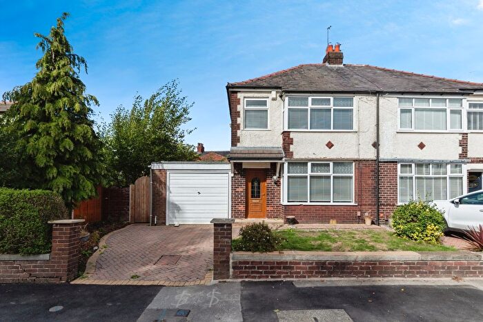 3 Bedroom Semi Detached House For Sale In The Crescent, Lostock Hall, Preston, Lancashire, PR5