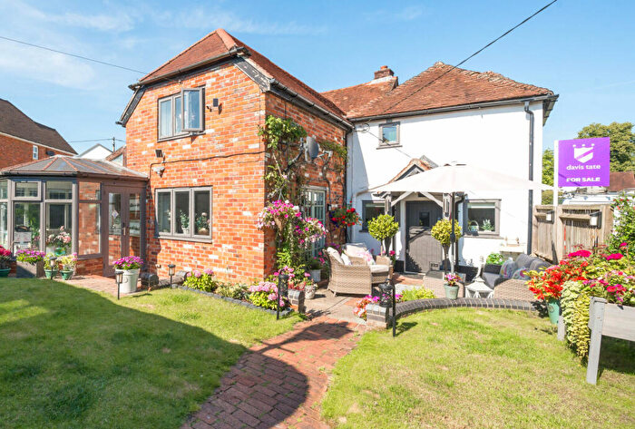 3 Bedroom Semi-Detached House For Sale In Clay Lane, Beenham, Reading, Reading, Berkshire, RG7