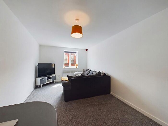 1 Bedroom Flat To Rent In Elliott Street, Tyldesley, M29
