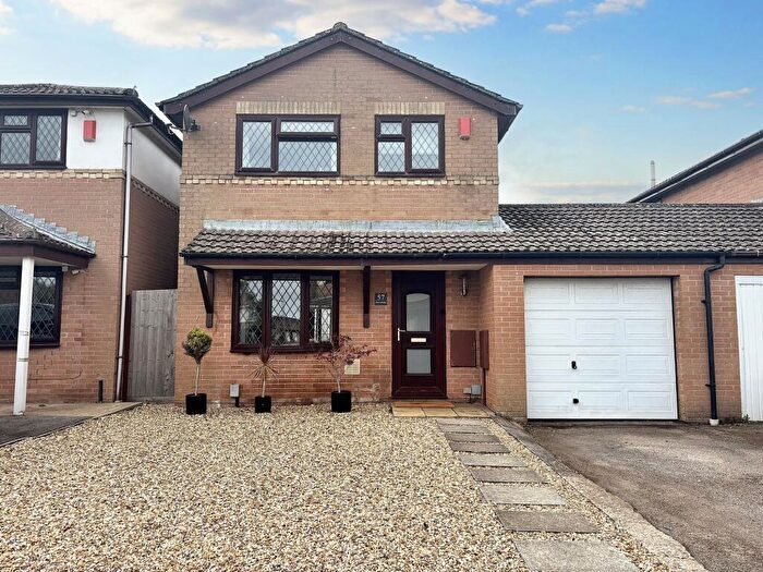 3 Bedroom Detached House For Sale In Churchfields, Barry, CF63