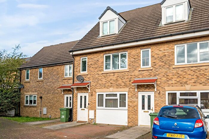 3 Bedroom Terraced House For Sale In Cypress Gardens, Brockley, London, SE4