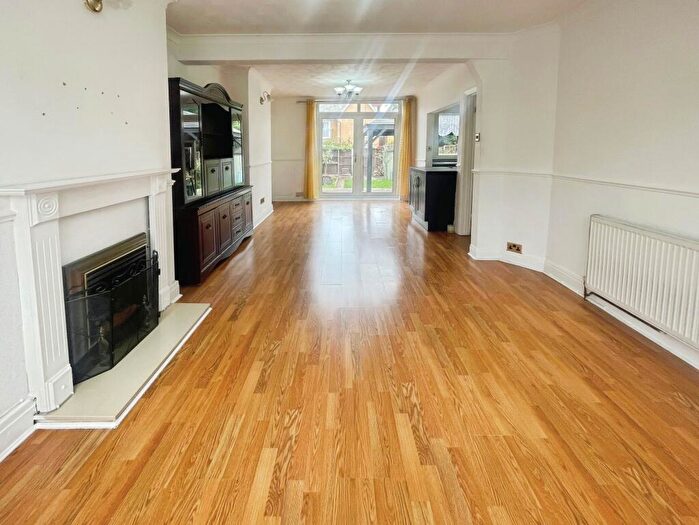 3 Bedroom Terraced House To Rent In Grange Road, Grays, RM17