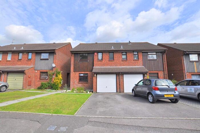 3 Bedroom Semi-Detached House For Sale In Tollard Close, Poole, BH12