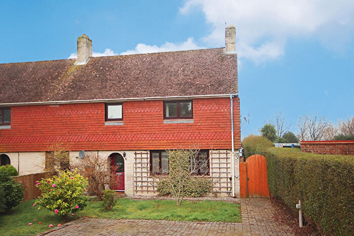 3 Bedroom Semi-Detached House For Sale In Stane Street Close., RH20