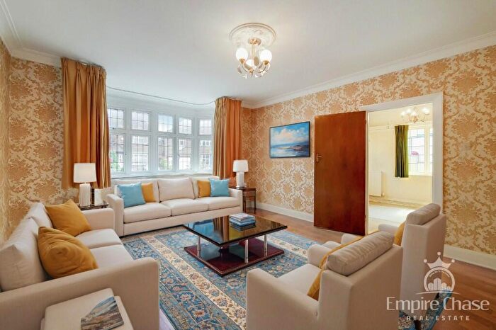 4 Bedroom Detached House For Sale In Amery Road, Pebworth Estate, Harrow, Middlesex, HA1
