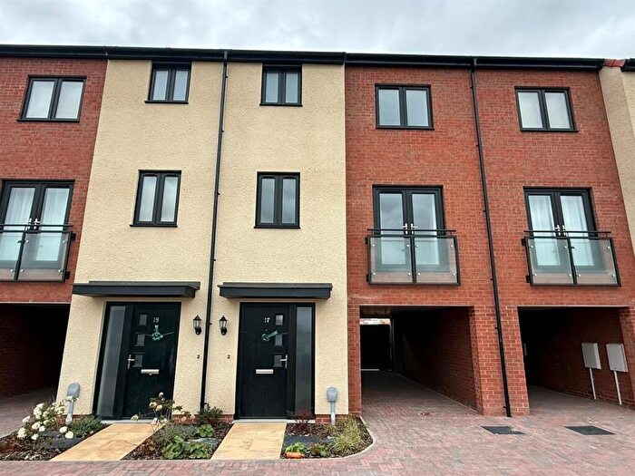 3 Bedroom Property To Rent In Epping Drive, Peterborough, PE7