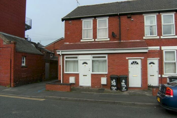 1 Bedroom Flat To Rent In Cook Street, Ellesmere Port, Cheshire. CH65