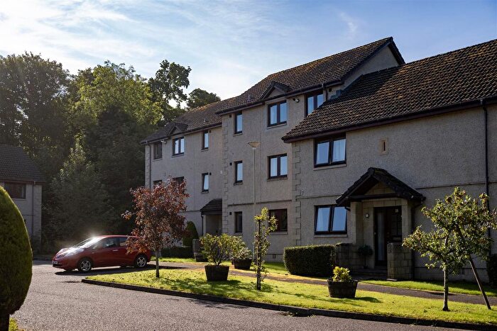 2 Bedroom Flat For Sale In Holm Burn Place, Inverness, IV2