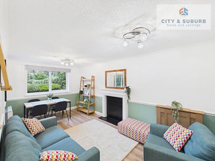 2 Bedroom Flat To Rent In Deneside Court, Newcastle Upon Tyne, Tyne And Wear, NE2