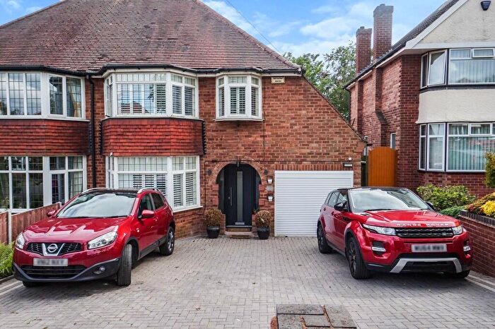 3 Bedroom Semi-Detached House For Sale In Holifast Road, Wylde Green, B72