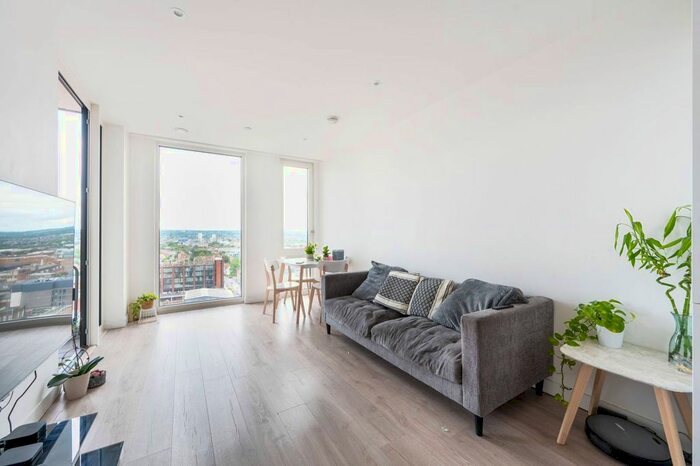 2 Bedroom Flat To Rent In Harrow Square, Harrow, HA1