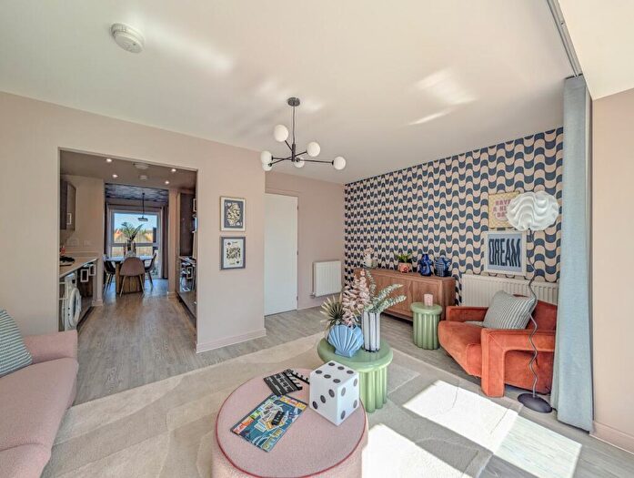 4 Bedroom Semi-Detached House For Sale In Barrington Road, Goring-By-Sea, Worthing, BN12