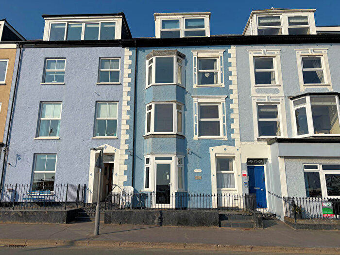 2 Bedroom Flat For Sale In Min Y Mor, - Glandovey Terrace, Aberdyfi, Gwynedd, LL35