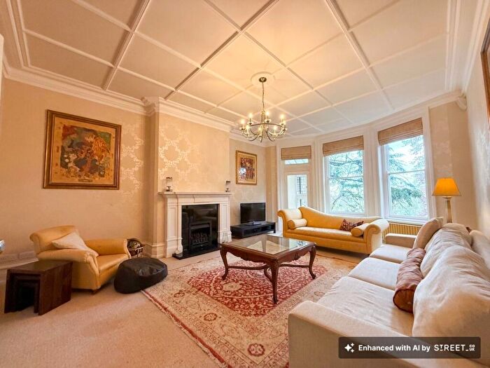 2 Bedroom Apartment To Rent In Newcastle Drive, Nottingham, NG7