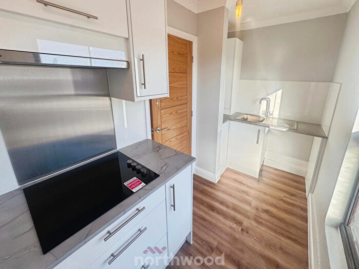 1 Bedroom Flat To Rent In King Street, Thorne, Doncaster, DN8