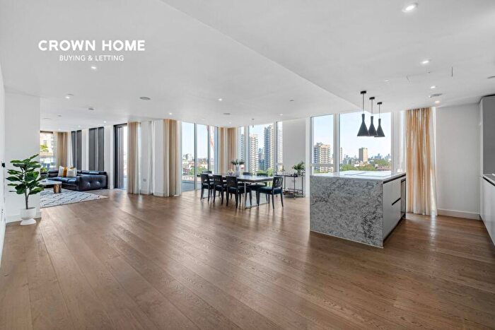 3 Bedroom Apartment To Rent In Admiralty House, Vaughan Way, London Dock, Wapping, E1W