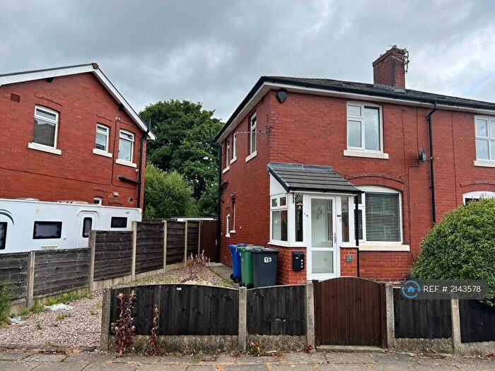 3 Bedroom Semi-Detached House To Rent In Holme Avenue, Bury, BL8